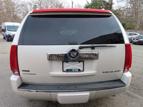 Used 2012 Cadillac Escalade Platinum image 7