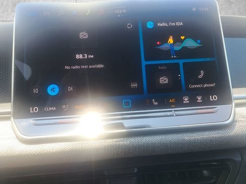 Used 2025 Volkswagen Tiguan S image 9