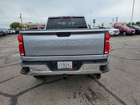 Used 2025 Chevrolet Silverado 2500 LTZ w/ LTZ Convenience Package AWD/4WD image 6
