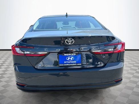 Used 2025 Toyota Camry LE FWD image 6