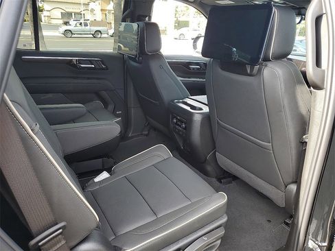 New 2025 Chevrolet Tahoe Premier image 17