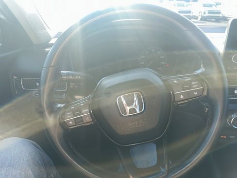 Used 2022 Honda Civic EX image 11