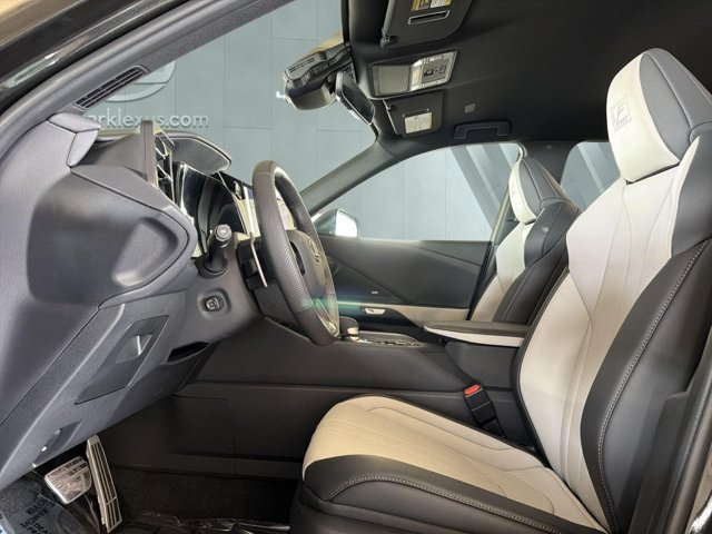 Certified 2026 Lexus TX 500h AWD w/ Technology Package image 7