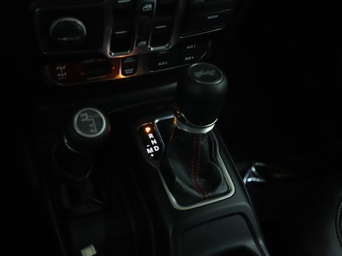 Used 2021 Jeep Wrangler Unlimited Rubicon w/ Safety Group image 23