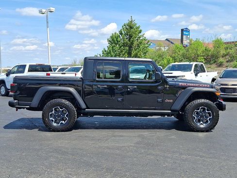 Used 2023 Jeep Gladiator Rubicon w/ LED Lighting Group AWD/4WD image 7