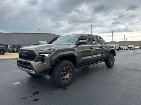 New 2026 Toyota Tacoma Trailhunter image 3