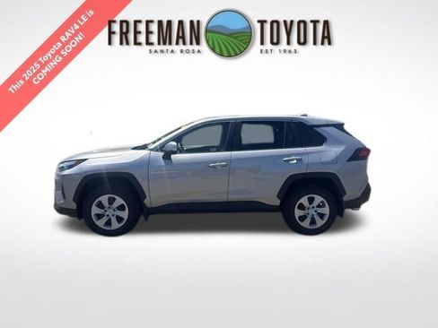 Used 2025 Toyota RAV4 LE FWD image 1