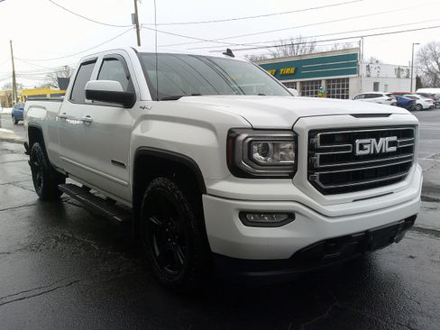 Used 2017 GMC Sierra 1500 SLE image 7