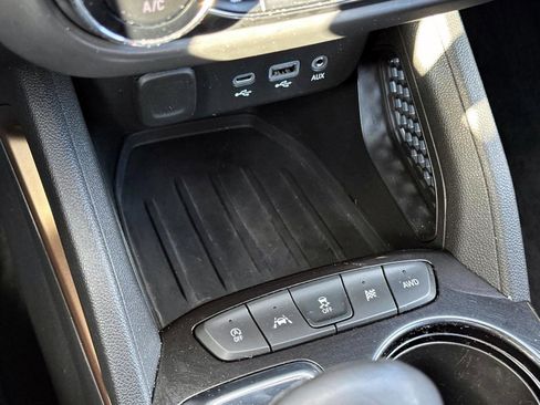 Certified 2023 Chevrolet TrailBlazer ACTIV w/ Sun and Liftgate Package image 27