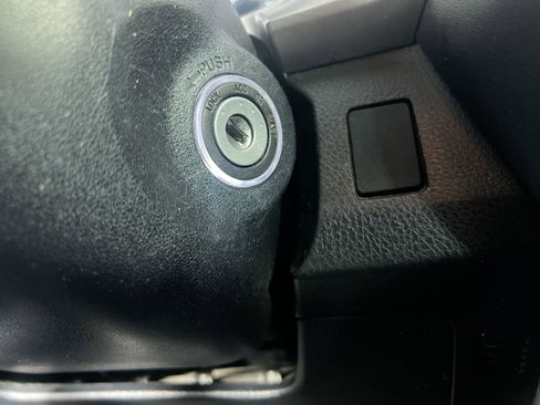 Used 2016 Toyota RAV4 XLE image 21