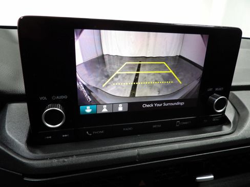 Used 2023 Honda Accord EX image 18
