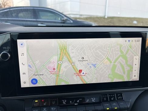 Used 2025 Toyota Camry XSE image 13