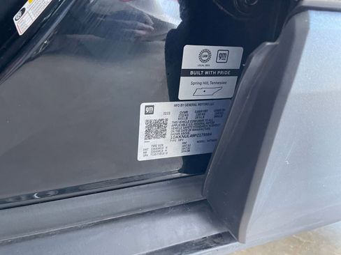 Used 2023 GMC Acadia SLT image 29