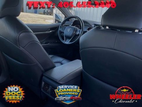 Used 2018 Toyota Camry XSE FWD image 9