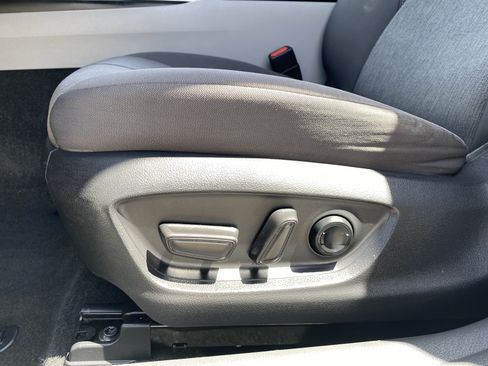 Used 2022 Toyota Camry LE FWD image 20