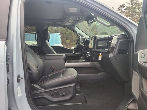 New 2026 Ford F250 Lariat w/ Black Appearance Package AWD/4WD image 6