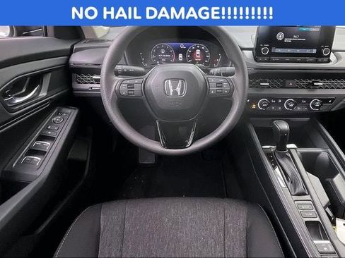 Certified 2025 Honda Accord SE image 5