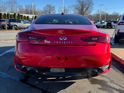 Used 2017 INFINITI Q60 Red Sport 400 image 7