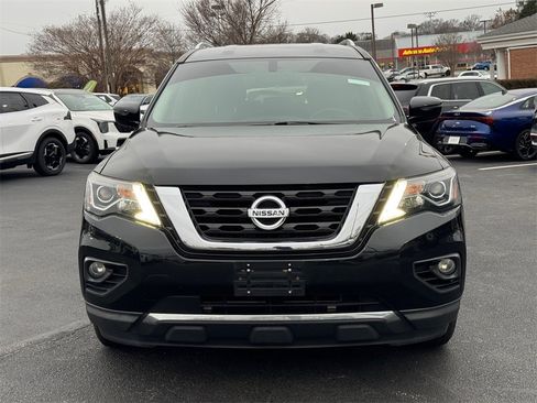 Used 2018 Nissan Pathfinder SV image 8