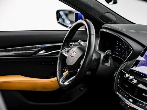 Used 2022 Cadillac CT5 V Blackwing image 52