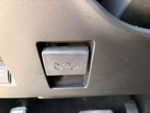 Used 2026 Nissan Frontier PRO-4X AWD/4WD image 33