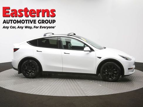 Used 2021 Tesla Model Y Long Range image 43