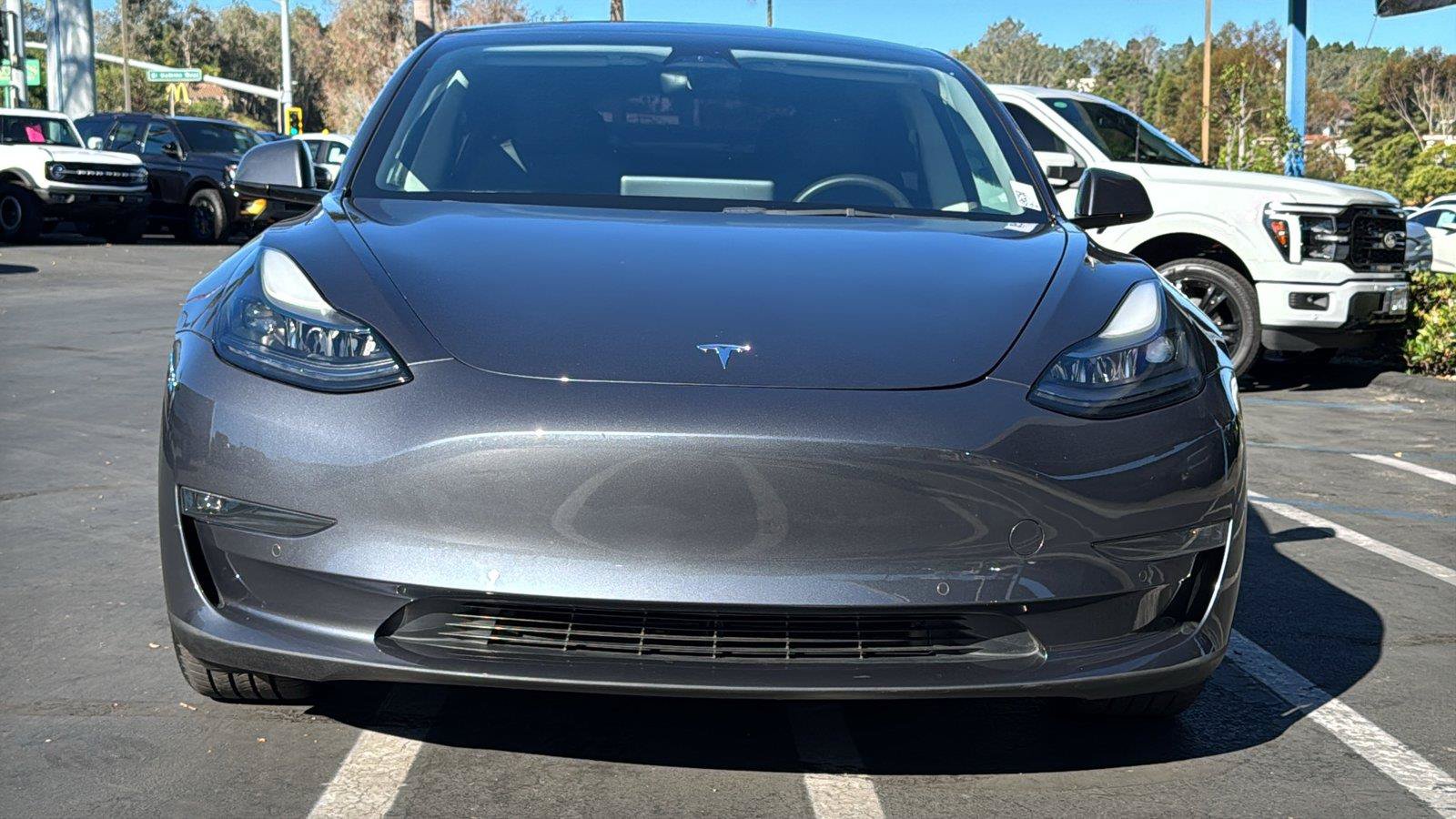 Used 2022 Tesla Model 3 Long Range AWD/4WD image 5