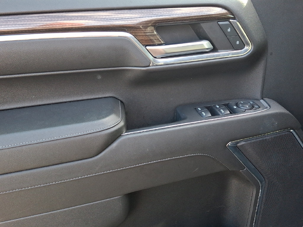 Used 2024 Chevrolet Silverado 1500 LT AWD/4WD image 12