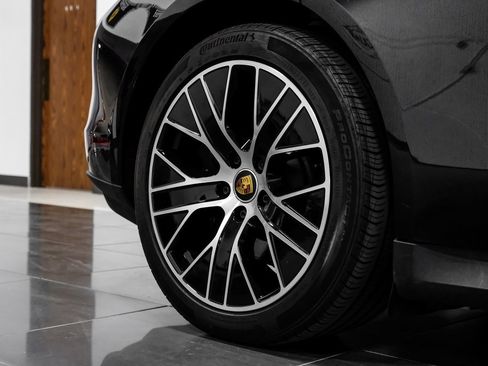 Used 2023 Porsche Taycan Base w/ Premium Package image 63