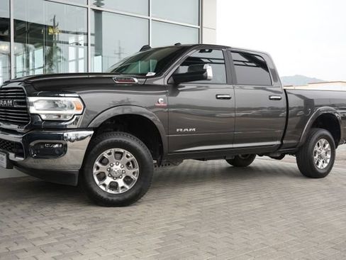 Used 2022 RAM 2500 Laramie AWD/4WD image 4