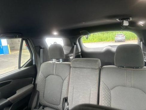 Used 2023 Honda Pilot Sport image 9