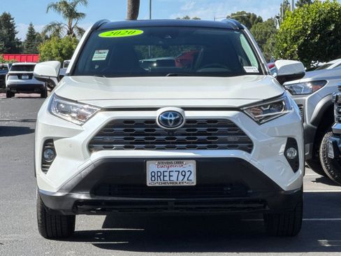 Used 2020 Toyota RAV4 Limited AWD/4WD image 10