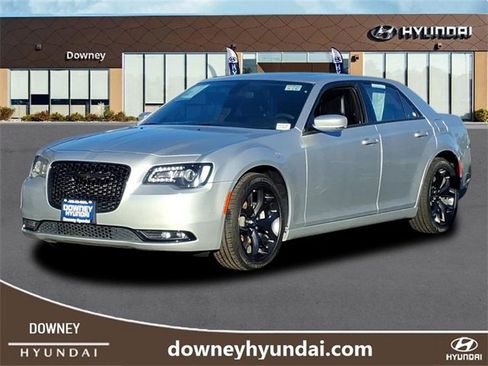 Used 2023 Chrysler 300 S image 1