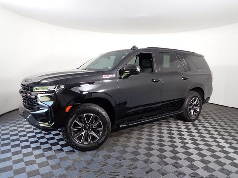 Used 2023 Chevrolet Tahoe Z71 w/ Z71 Off-Road Package AWD/4WD image 12