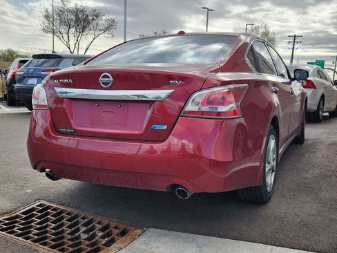 Used 2014 Nissan Altima 2.5 SV w/ Convenience Package image 8