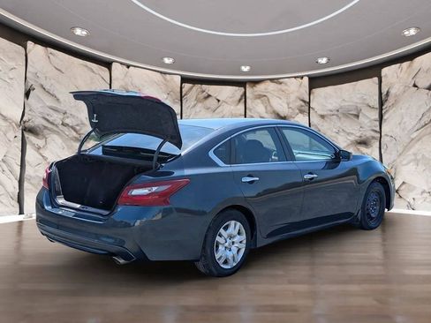 Used 2018 Nissan Altima 2.5 S w/ S Convenience Package FWD image 39