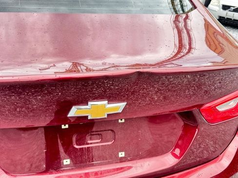 Used 2016 Chevrolet Malibu LT w/ Leather Package image 11