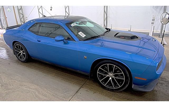 Used 2016 Dodge Challenger R/T Scat Pack RWD image 4