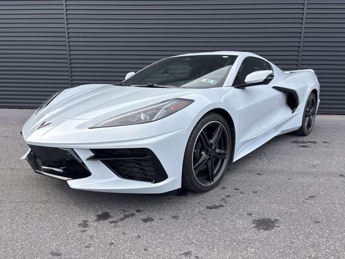 Used 2024 Chevrolet Corvette Stingray Premium Cpe w/ 3LT image 1