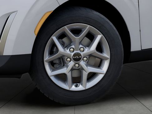 New 2025 Kia Soul LX image 9