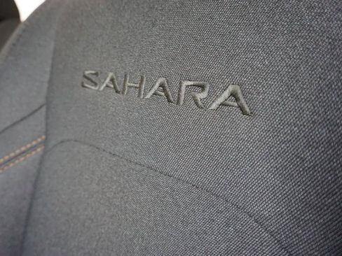 Used 2024 Jeep Wrangler Sahara w/ Safety Group image 16