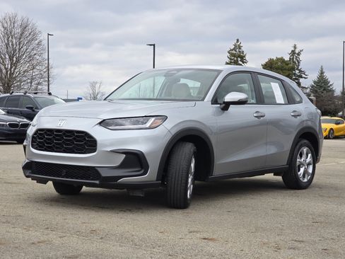 Certified 2024 Honda HR-V LX image 13