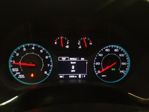 Used 2024 Chevrolet Equinox LS FWD image 23