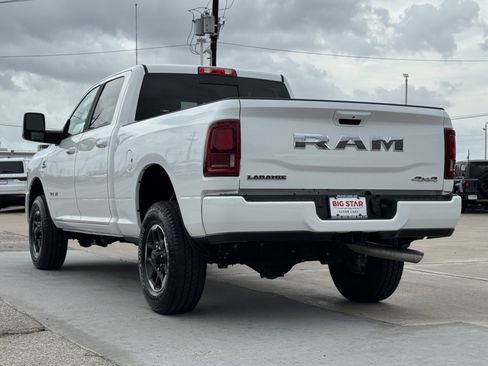 Used 2026 RAM 2500 Laramie AWD/4WD image 9