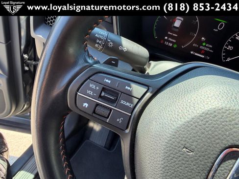 Used 2025 Honda CR-V Sport image 31