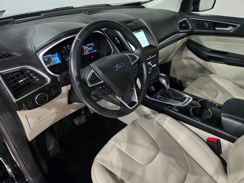 Used 2016 Ford Edge Titanium w/ Equipment Group 302A image 18
