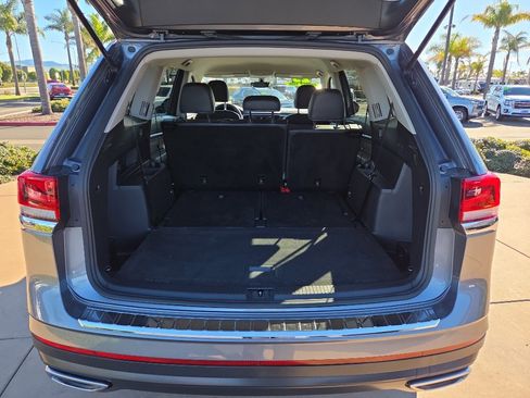 Used 2023 Volkswagen Atlas SE image 6