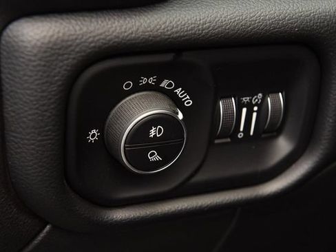 Used 2019 RAM 2500 Power Wagon AWD/4WD image 11
