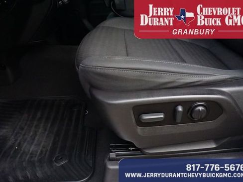 Used 2022 Chevrolet Silverado 2500 LT w/ Convenience Package image 16