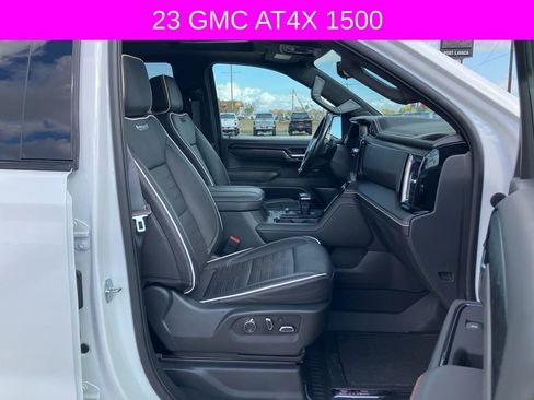 Used 2023 GMC Sierra 1500 AT4X image 10